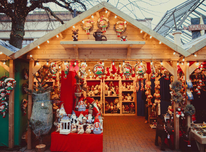Christmas pop-up stores
