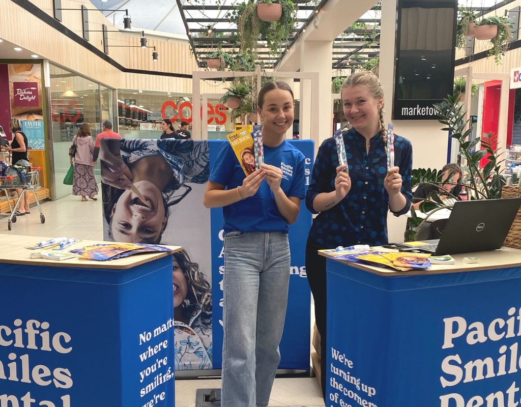 pacific-smiles-dental-popup-staff